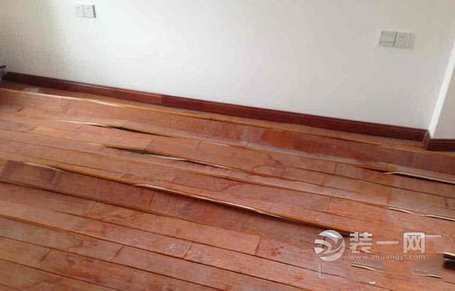 【新洲装饰】木地板被水泡怎么办?三大妙招轻